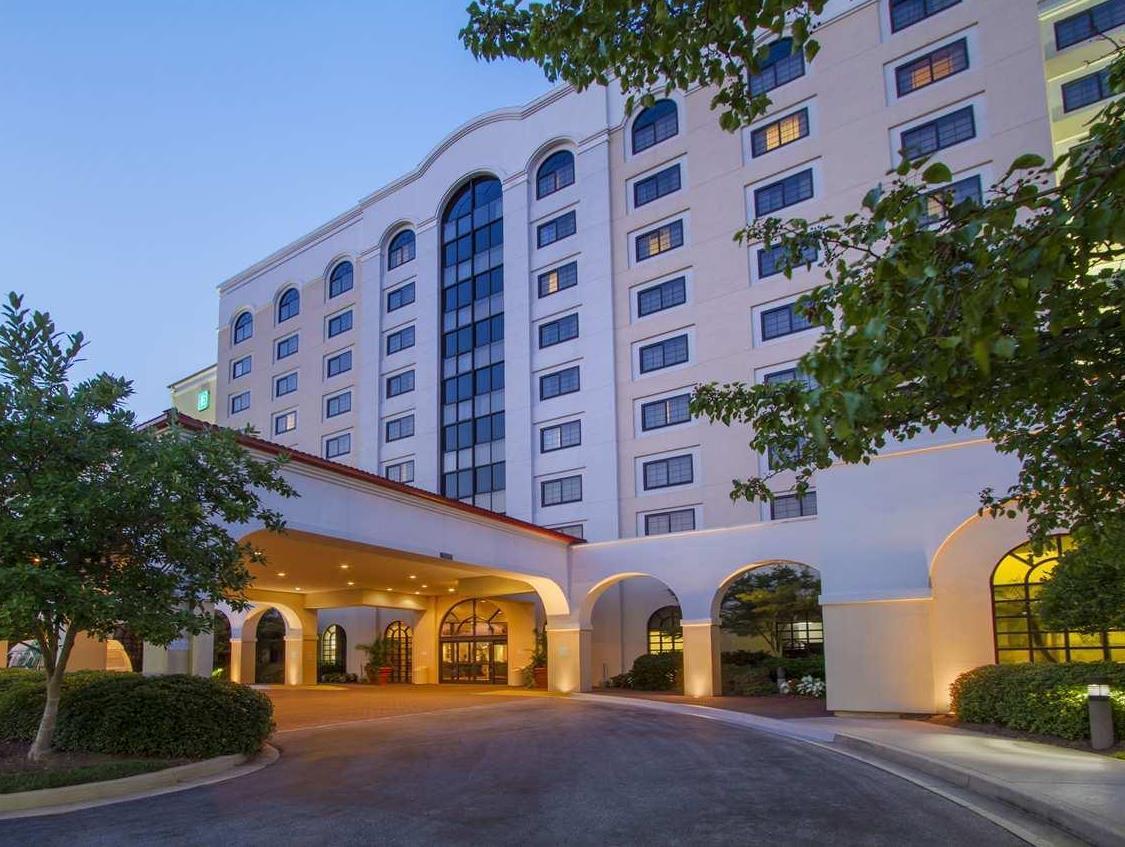 Embassy Suites Greenville Golf Resort & Conference Center Bagian luar foto